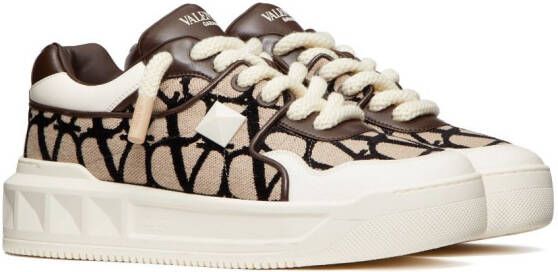 Valentino Garavani One Stud XL low-top sneakers Beige