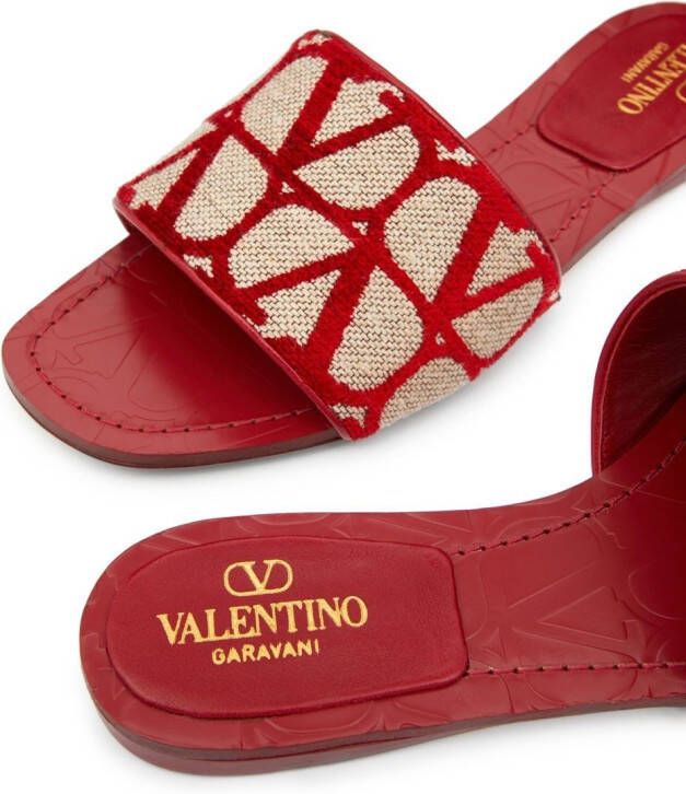 Valentino Garavani VLogo Toile Iconographe slippers Beige