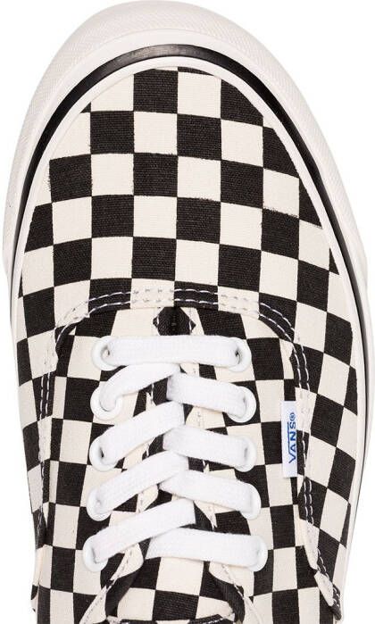 Vans black and white UA Classic Lace-Up DX check cotton sneakers Zwart
