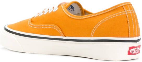 Vans geperforeerde vetersneakers Oranje