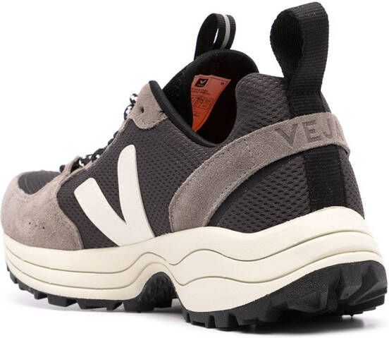 VEJA Venturi Alveomesh chunky sneakers Bruin