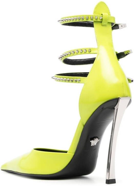 Versace Leren pumps Geel