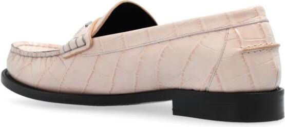 Versace Loafers met krokodillen-reliëf Roze