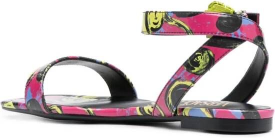 Versace Jeans Couture Millie Pop Couture sandalen met print Roze