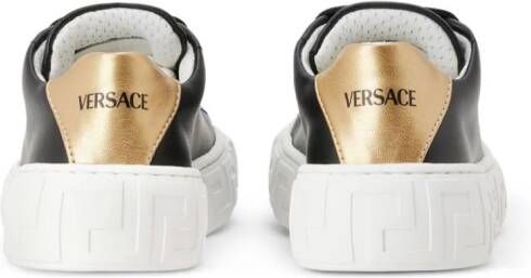 Versace Kids Greca leren sneakers Zwart