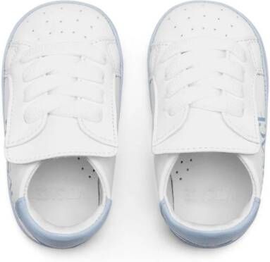 Versace Kids Leren sneakers met logoprint Wit