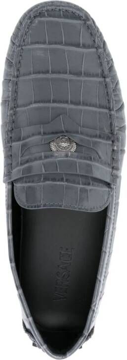 Versace Loafers met krokodillen-reliëf Grijs