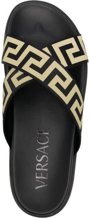 Versace Slippers met logoprint Zwart