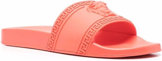 Versace Medusa slippers met print Oranje