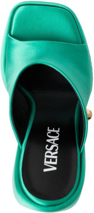 Versace Pumps met sleehak Groen