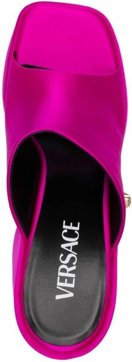 Versace Pumps met sleehak Roze