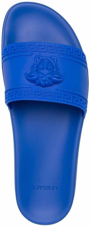 Versace Slippers met Medusa logo Blauw