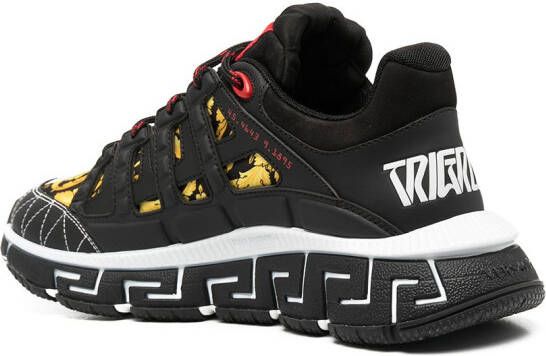 Versace Trigreca sneakers met barokprint Zwart