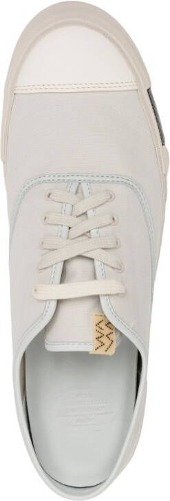 visvim Low-top sneakers Wit