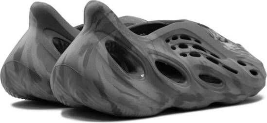 Yeezy Foam Runner uitgesneden sneakers Grijs