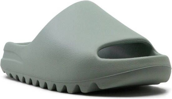 adidas Yeezy "Salt" slippers Grijs