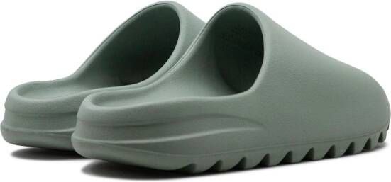 adidas Yeezy "Salt" slippers Grijs