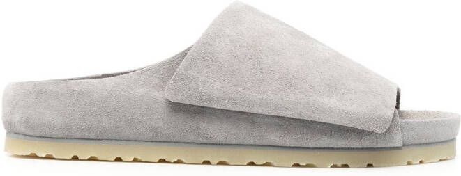 Fear Of God Suède slippers Grijs