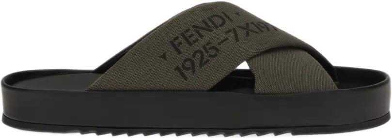 FENDI Leren en grijs-groene slippers