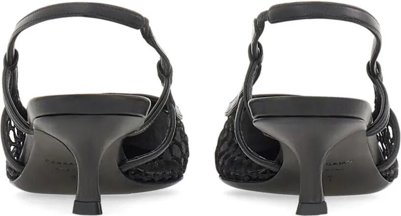 Ferragamo 40 mm slingback pumps met Vara-applicatie Zwart - Foto 4