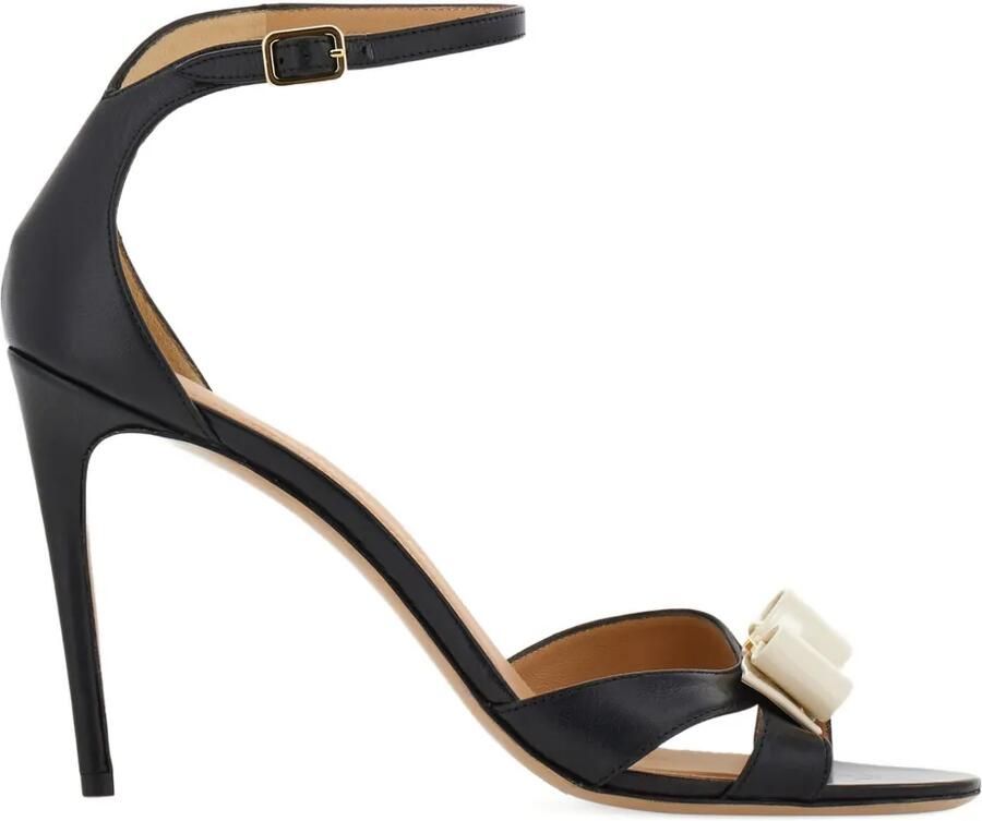 Ferragamo 90 mm Vara sandalen met strik Zwart
