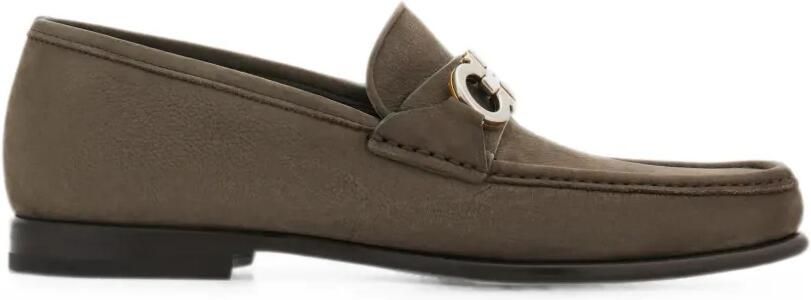 Ferragamo Avril suède loafers met Gancini-plakkaat Grijs