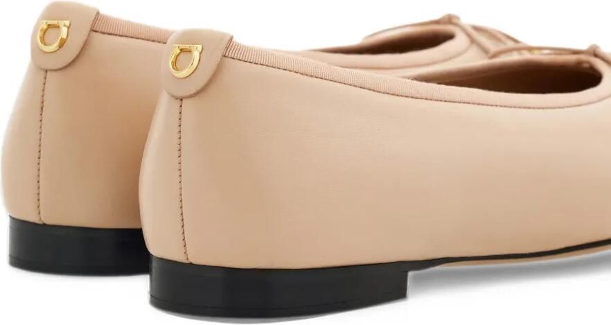 Ferragamo ballet flat with bow detail Beige - Foto 4