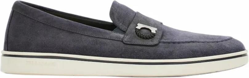 Ferragamo boat shoes loafers with Gancini-ornament Blauw