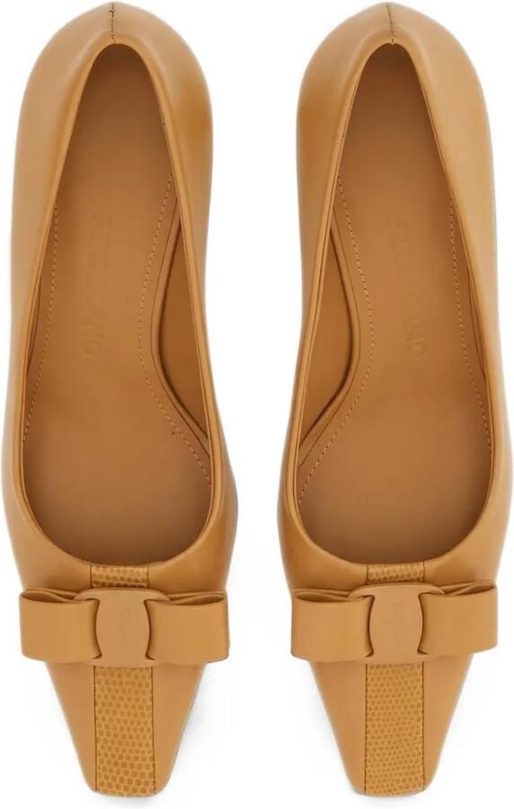 Ferragamo Pumps met strikdetail Beige - Foto 4