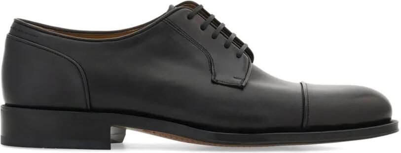 Ferragamo Derby schoenen met stikseldetail Zwart
