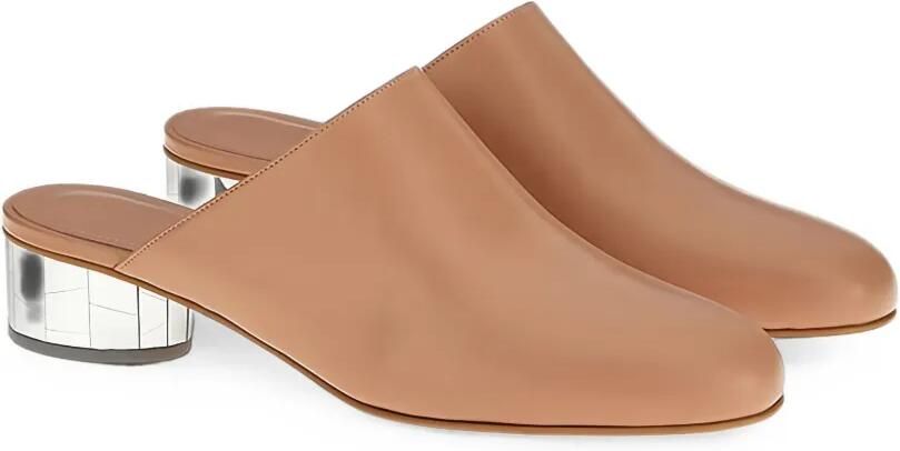 Ferragamo Floy leren muiltjes Beige