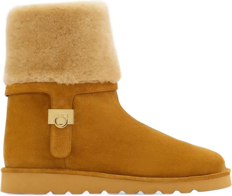 Ferragamo fur-lined pull-on boots with Hug buckle Bruin