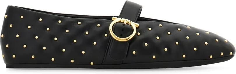 Ferragamo Gancini ballerina's verfraaid met studs Zwart