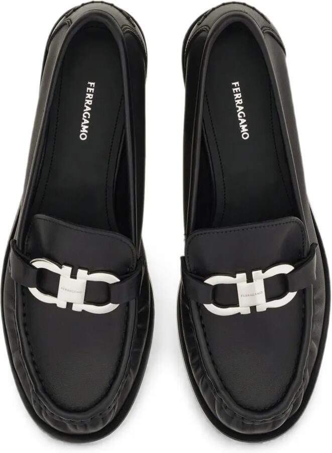 Ferragamo Gancini gesmockte leren loafers Zwart - Foto 3