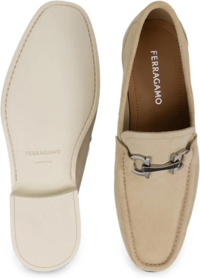 Ferragamo Gancini Ornament loafers Beige - Foto 2