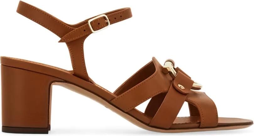 Ferragamo Gancini Ornament sandalen Bruin