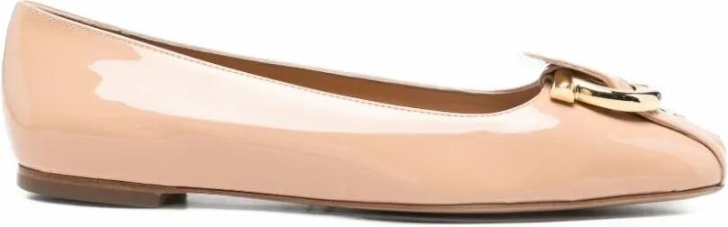 Ferragamo Gancini patent-leather ballet flats Beige