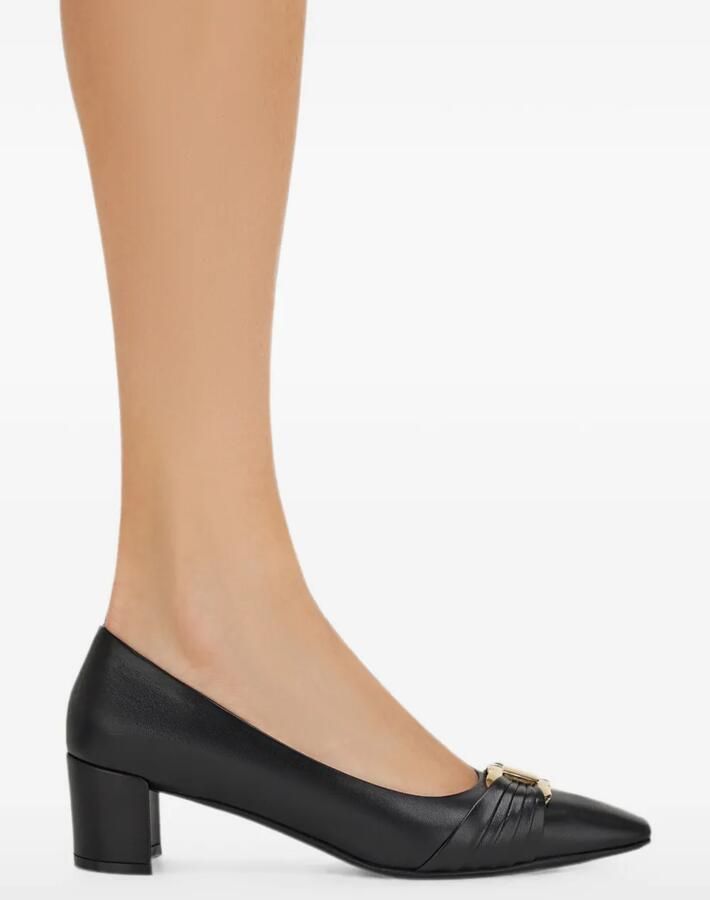 Ferragamo Gancini pumps Zwart