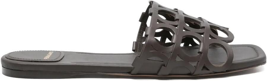 Ferragamo Gancini slippers Bruin