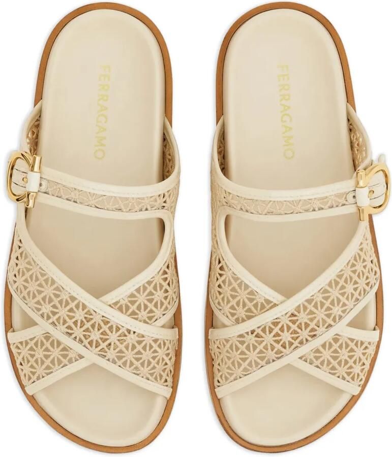 Ferragamo Gancini slippers met gesp en gekruiste bandjes Beige - Foto 2