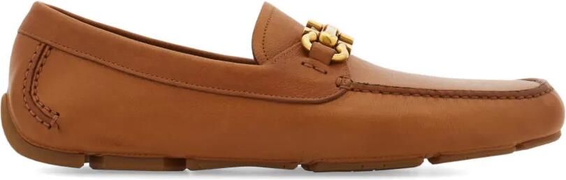 Ferragamo Gancini verfraaide loafers Bruin