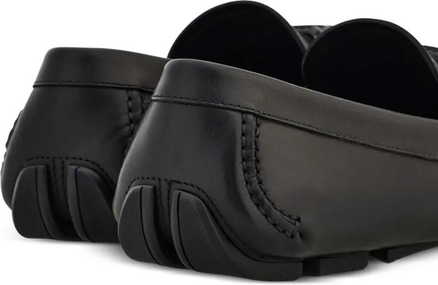 Ferragamo Gancini verfraaide loafers Zwart - Foto 4