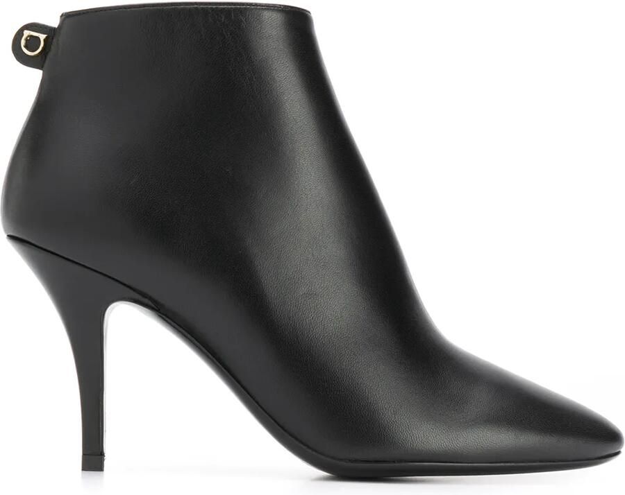 Ferragamo Joan enkellaarzen Zwart