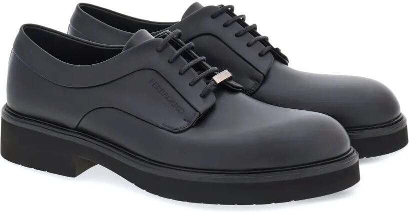 Ferragamo Leren derby schoenen met logo-reliëf Zwart