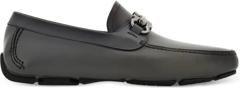 Ferragamo Leren loafers met Gancini-bit Grijs