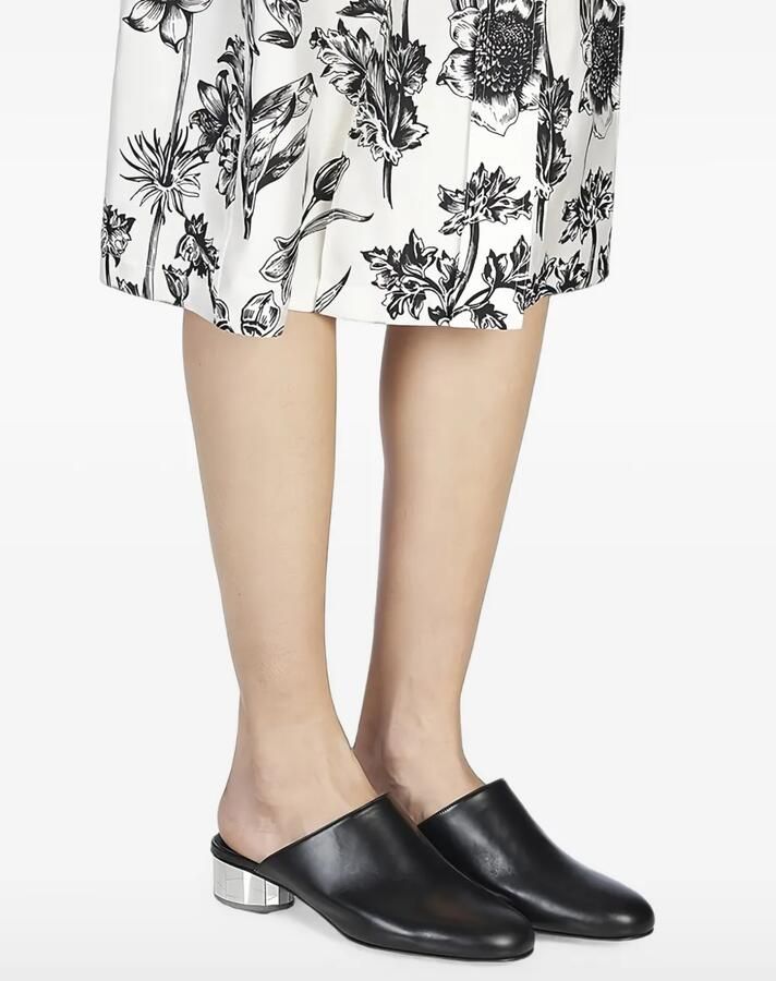 Ferragamo Leren muiltjes met bewerkte hak Zwart