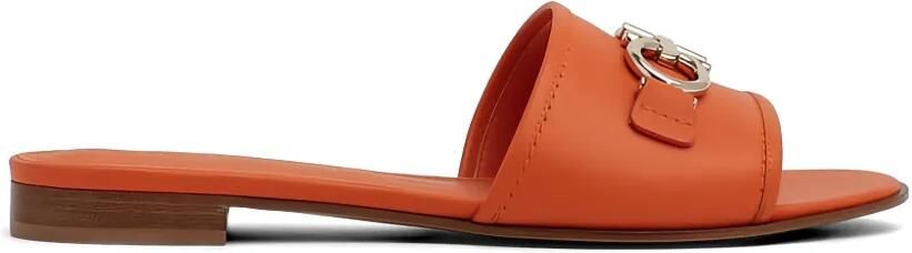 Ferragamo Leren sandalen met logo Oranje