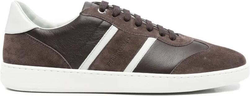 Ferragamo Leren sneakers met streepdetail Bruin