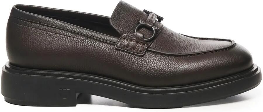 Ferragamo Loafers met gancini-detail Bruin
