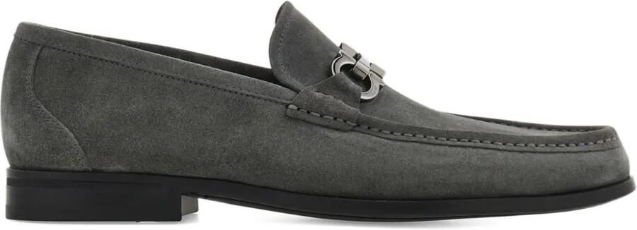 Ferragamo Loafers met Gancini-gesp Grijs